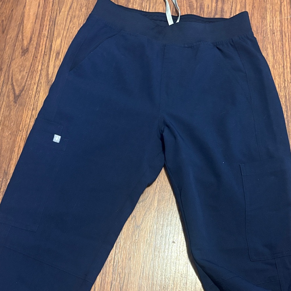 Axim Men Figs Scrub Pants View 2